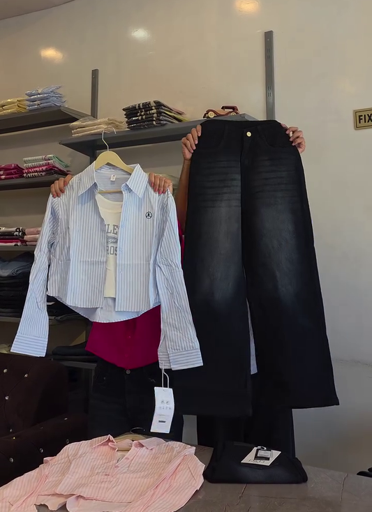 ✨ Urban Chic Layered Shirt & Wide-Leg Denim Combo ✨🤍👖