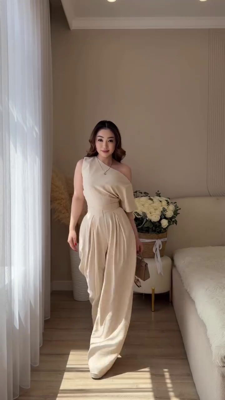 ✨ Elegant Beige One-Shoulder Premium Wide Leg Jumpsuit for Women 🤍🌸👗